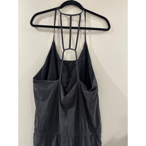 Elegant Black Maxi Dress - Picture 4 of 10